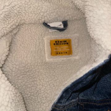 Jeans jakna Zara 140 cm , 10 let