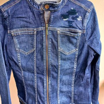 Jeans jakna Comma