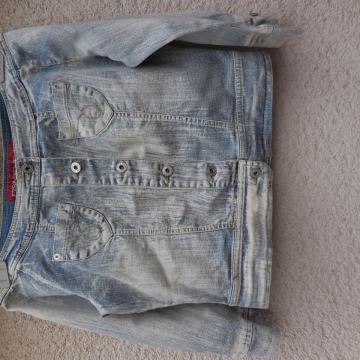NOVA JEANS KRATKA JAKNA Z ETIKETO M