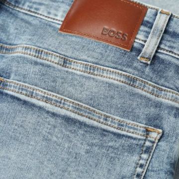 BOSS DELAWARE SLIM FIT JEANS W32 L34 kot NOVE