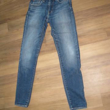 Fantovske jeans hlače Levis, velikost W29 L32