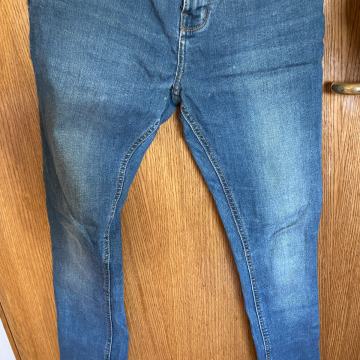 KAVBOJKE MOŠKE VEČ KOSOV, VELIKOST S (38, 40, 41, 42)