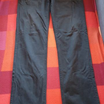 lepo ohranjene malo rabljene  jeans hlače ZARA man  velikost 42