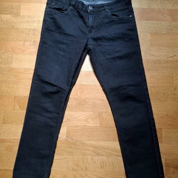LIVERGY - Moški črni jeans (34)