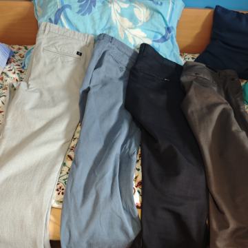 Moške elegantne jeans hlače 4x različne barve.