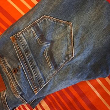 pepe jeans kavbojke