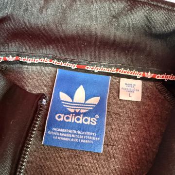 Adidas (nenošena) jopa