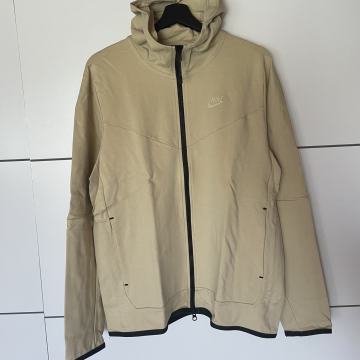 Jopica NIKE Tech Fleece (M)