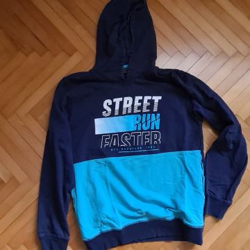 Fantovski pulover s kapuco, 13-14 let, 158-164