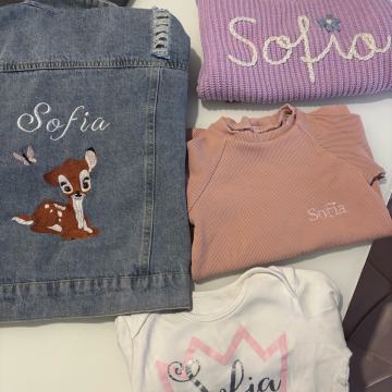 Komplet personaliziranih oblačil SOFIA!