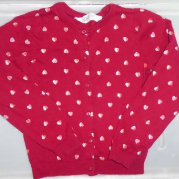 Rdeča jopica s srčki H&M 110/116, 4-6 let