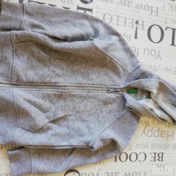 Sveter Benneton št. 100