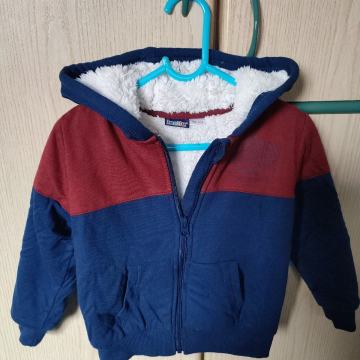 topla podložena jopa št. 98-104