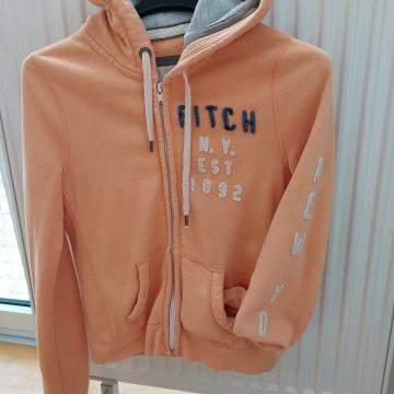 Abercrombie hudica, jopa s kapuco.... S oz M