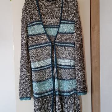 BONITA DOLGA SIVO MODRA PLETENA JOPICA S/M