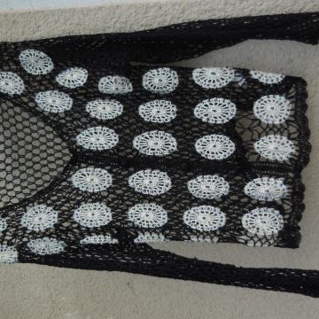 NOVA ČRNA SVEČANA  PLETENA JOPICA Z BISERČKI S/M