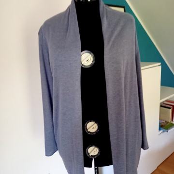 Dolga ženska jopica velikost 40