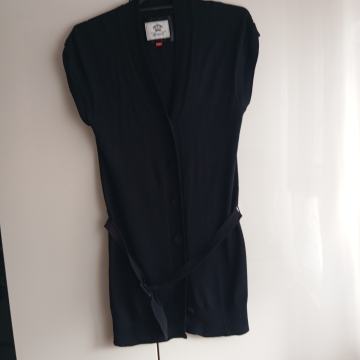 ESPRIT DOLGA ČRNA PLETENA JOPICA - MERINO VOLNA 38