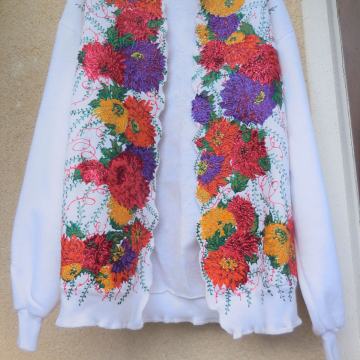 JERZEES BELA JOPICA S CVETLIČNIM POTISKOM L