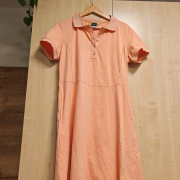 Polo oblekica znamke Luhta, vel. L