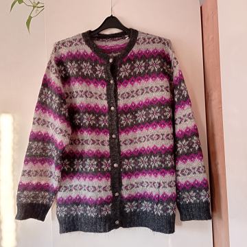 SIVO VIJOLČNA MOHER PLETENA JOPICA M/L