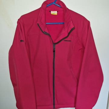 2 Softshell jakni črna in rdeča 44