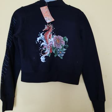STREET DIVISION ČRNA JOPICA Z ETIKETO 38 MPC 60€
