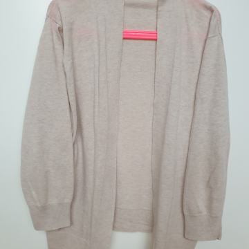 Nova tanjša jopica v bež barvi