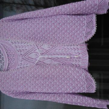 VIJOLČNA BELA PLETENA JOPICA IN TOP 40/42