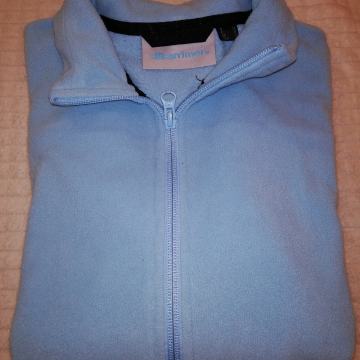 ženska jopa iz flisa št. M