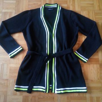 Ženska pletena jopica št.44 / L- nova