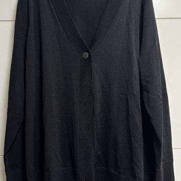 Zenske jopice vecje stevilke