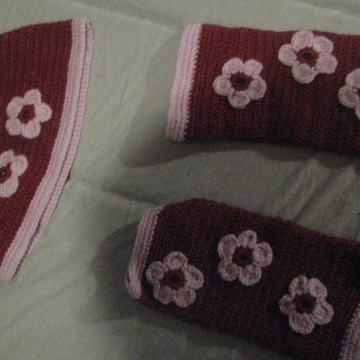 Dekliška pletena kapa+ gamaše za roke