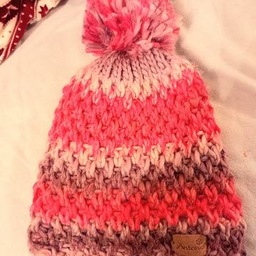 Kapa Antonio, nova, roza