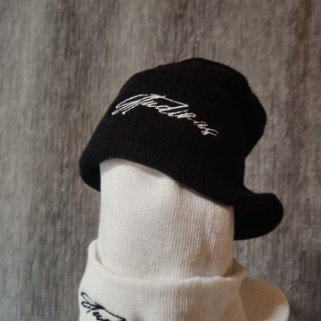 Moški kapi s šiltom