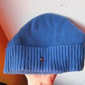 Prodam Tommy Hilfiger Flag Pima svetlo modra moška kapa