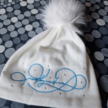 Ženska kapa AND by Andraž