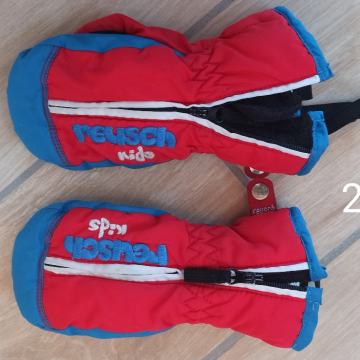 Zimske kape, smučarske rokavice 2-4 leta