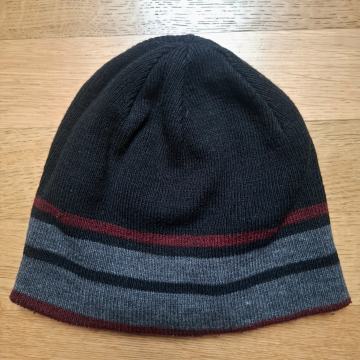 SAMO 1 EUR !!! - Zimska kapa