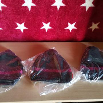 ZIMSKE KAPE S COFKOM, 3 KOSI, ČISTO NOVE, NENOŠENE