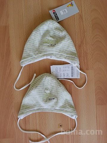 KAPICA ZA DOJENČKA 41-43 (3-6m) - NOVA