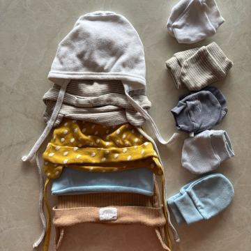 Kapice in rokavičke velikost 40/42-45