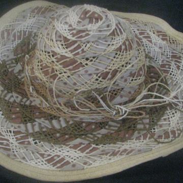 Ženski poletni klobuk-pleten v rjavih odtenkih,  za obseg glave 57cm