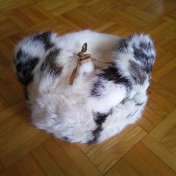 Ženska prava krznena kučma vel.54