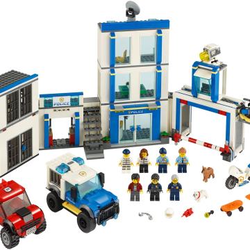 Lego City 60246 Police Station