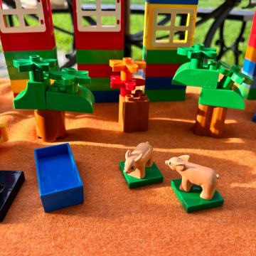 Lego duplo kocke mesto- kmetija