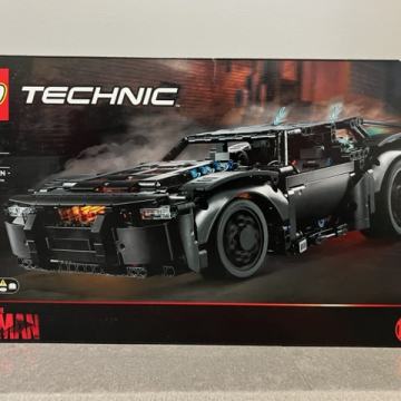LEGO Technic 42127 Batman - Batmobile