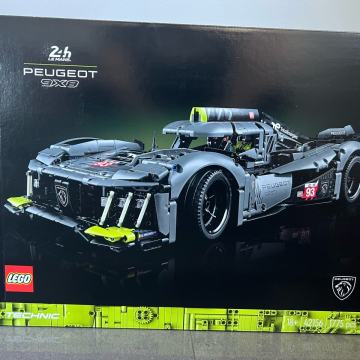 Prodam LEGO 42156 PEUGEOT 9X8 24H Le Mans hibridni hiperavtomobil