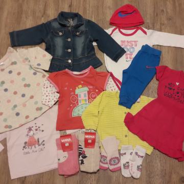 Oblačila za dojenčico v kompletu 68