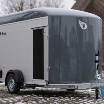 PRIKOLICA Debon C400 ALU + stranska vrata